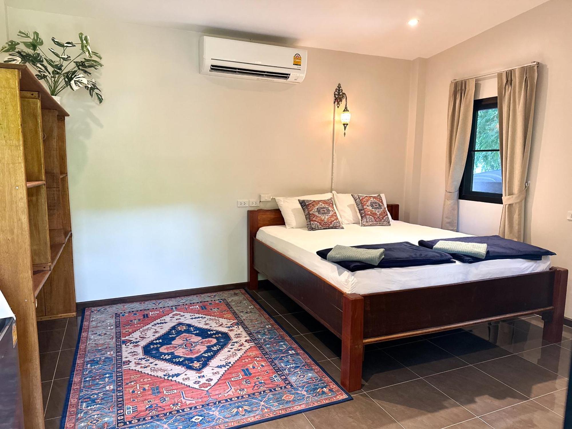 Jungle Vibes Hotel Thongsala Exterior photo
